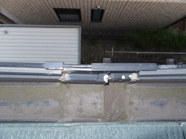 雨樋の状態確認を実施